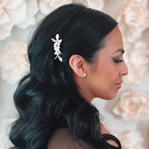 Bridal Hair Pin, Pearl Wedding Hair Pin, Wedding Hair Pin, Gold Bridal Hair Pin, Gold Leaf Wedding Hair Pin, Bridal Hair Accessory ~TP-2838