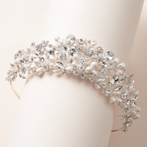 Pearl & Crystal Bridal Tiara, Pearl Wedding Tiara, Pearl Bridal Crown, Wedding Headpiece, Bridal Headpiece, Bridal Crown, Wedding Tiara~3391