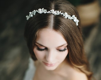 Pearl Headband • Pearl & Crystal Wedding Headband • Bridal Headpiece • Pearl Bridal Headband • Silver Headband • Bridal Accessory • 3443