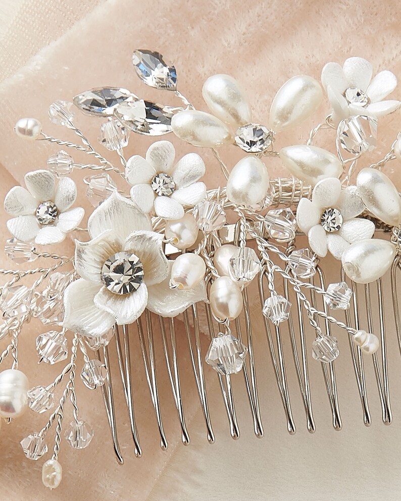 Floral Bridal Hair Comb Flower Side Comb Pearl Hair Comb Etsy