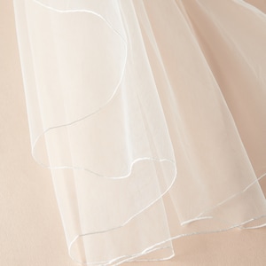 1-Layer Pencil Edge Wedding Veil • Light Ivory Bridal Veil • Fingertip, Elbow or Knee • VB-422 image 6