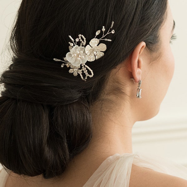 Floral Crystal & Pearl Clip • Crystal Wedding lip • Bridal Hair Comb • Floral Hair Clip • Pearl Hair Clip • Floral Hair Clip • 2506