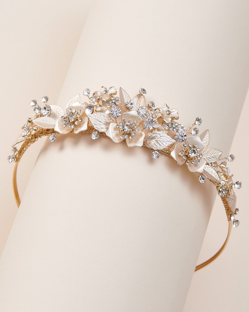 Floral Wedding Tiara, Flower Bridal Crown, Floral Wedding Crown, Flower Bridal Tiara, Wedding Hair Accessories, Bridal Hair Accessories~3422 - .br Floral Wedding Tiara, Flower Bridal Crown, Floral Wedding Crown, Flower Bridal Tiara, Wedding Hair Accessories, Bridal Hair Accessories~3422 - .br