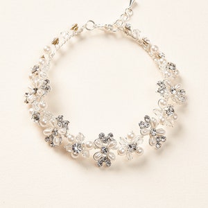 Pearl & Crystal Bridal Bracelet • Floral Wedding Bracelet • Floral Bridal Bracelet • Pearl Wedding Bracelet • Pearl Bridal Bracelet • 4929