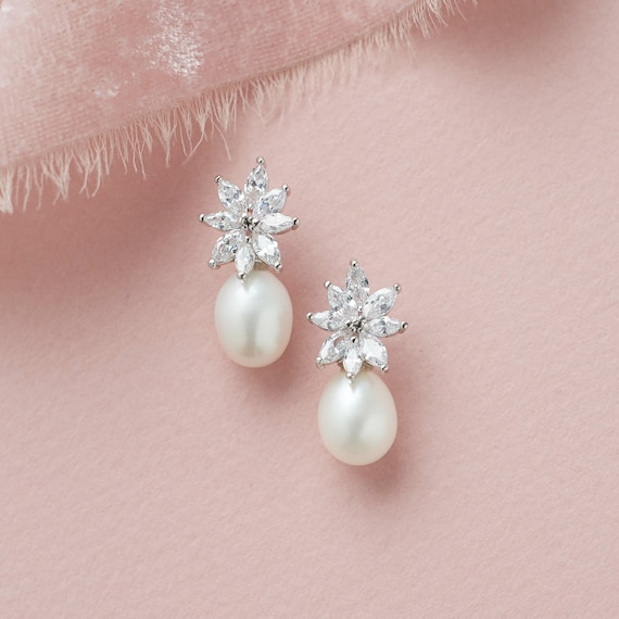 Gift for Her Birthday Earrings Wedding Earrings Dangle Earrings with Freshwater Pearl Freshwater Pearl and Cubic Zirconia Drop Earrings