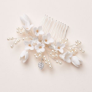 Pearl Bridal Comb, Floral Wedding Comb, Bridal Hair Comb, Wedding Hair Accessory, Crystal Hair Comb, Pearl Comb, Bridal Headpiece ~2475