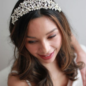 Pearl & Crystal Bridal Tiara, Pearl Wedding Tiara, Pearl Bridal Crown, Wedding Headpiece, Bridal Headpiece, Bridal Crown, Wedding Tiara3391 image 2