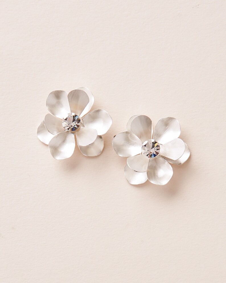 Floral Bridal Stud Earrings Floral Wedding Stud Earrings Etsy