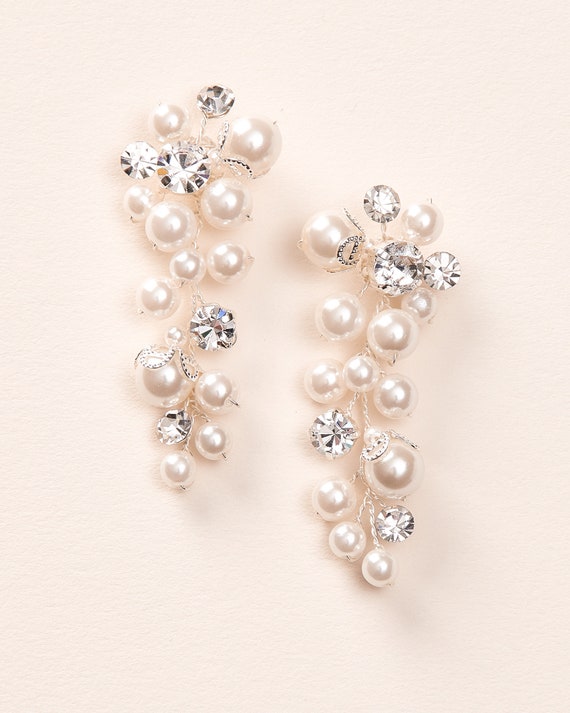 Orecchini Pendenti In Argento Sterling Con Perla Bianca E Cristalli Zircondia - Philip Jones