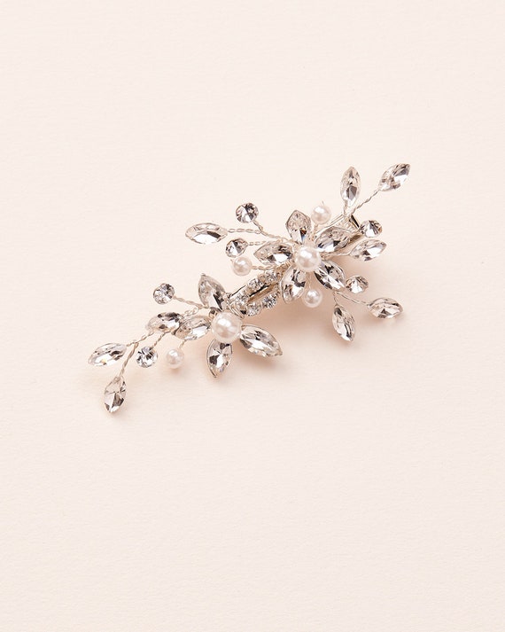 Petite Minimalist Silver Pearl and Crystal Bridal Hair Clip  display picture 2