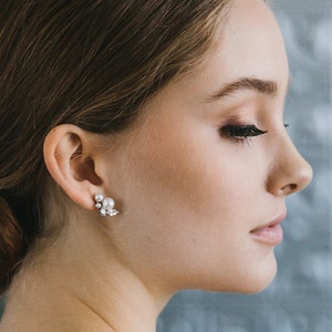 Silber Perle Braut Ohrringe • Perle Hochzeit Ohrringe • CZ Ohrstecker • CZ Braut Ohrringe • Perle Hochzeit Ohrringe • 4451