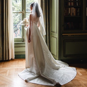 Illusion Tulle Cut Edge Veil for Bride