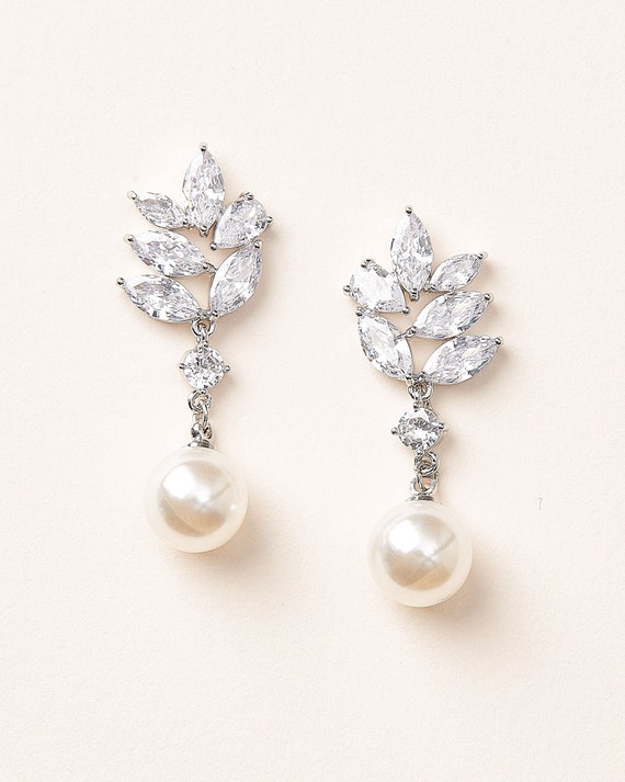 CZ Pearl Stud Earrings Small Wedding Earrings Pearl Bridal -  Israel