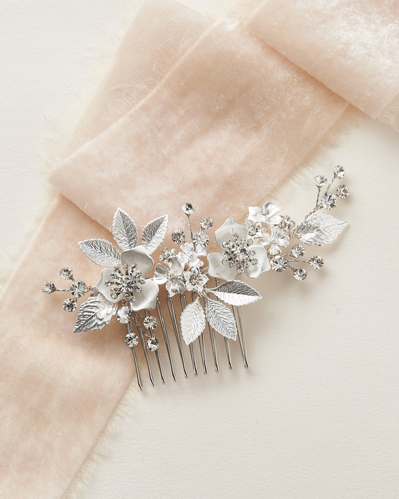 Floral Bridal Comb, Floral Wedding Hair Comb, Bridal Hair Comb, Floral Bridal Hair Accessory, Wedding Hair Accessory, Floral Comb 2437 Silver