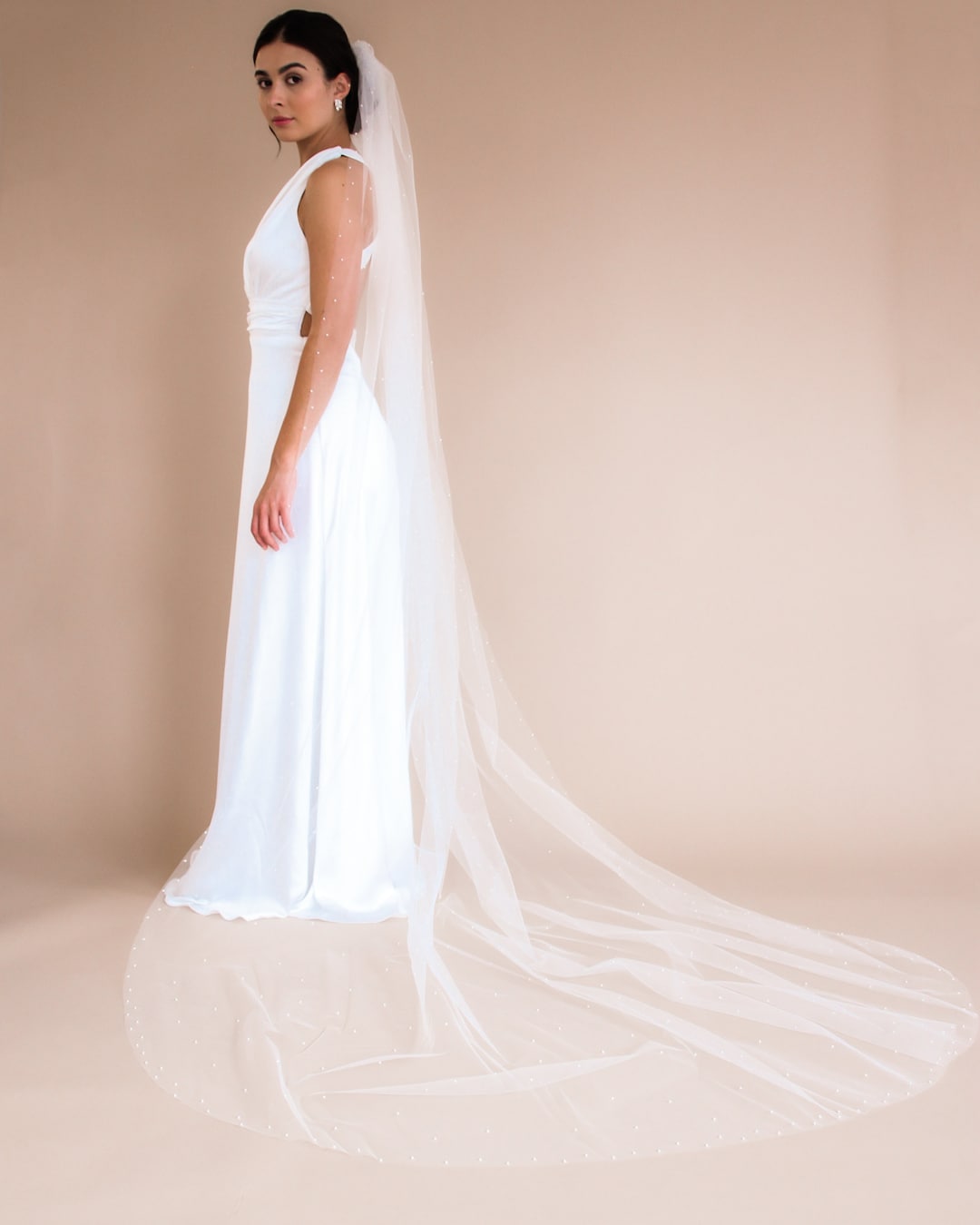 Scattered Pearl Wedding Veil • Light Ivory Bridal Veil  display picture 1