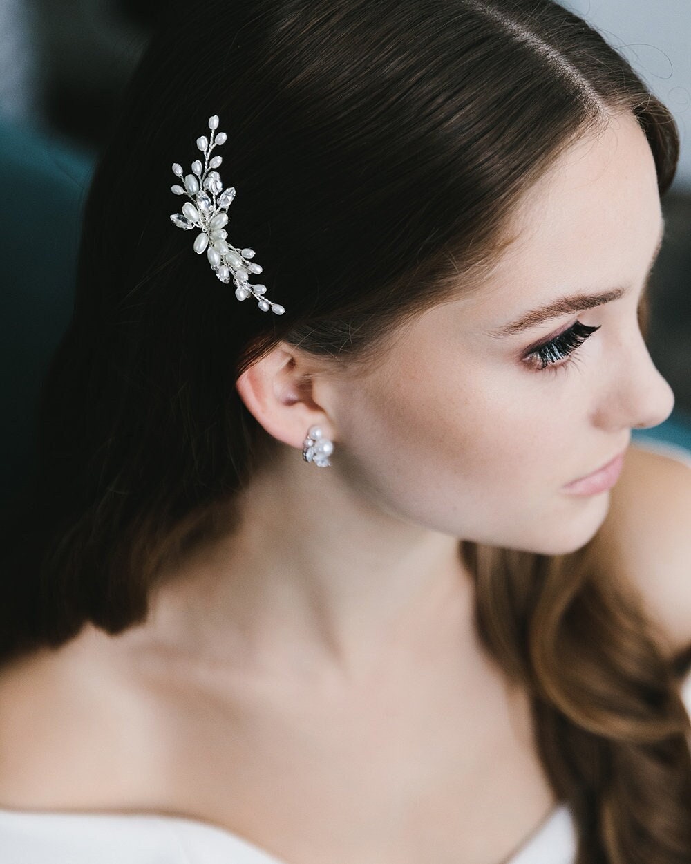 Freshwater Pearl Bridal Comb • Silver Wedding Comb • Freshwater Pearl Bridal Comb • Pearl Wedding Hair Comb • Crystal & Pearl Comb • 2526