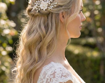 Petite Floral Hair Comb • Pearl and Crystal Bridal Hair Comb • Wedding Hair Accessory • Flower Hair Accessory • 2559