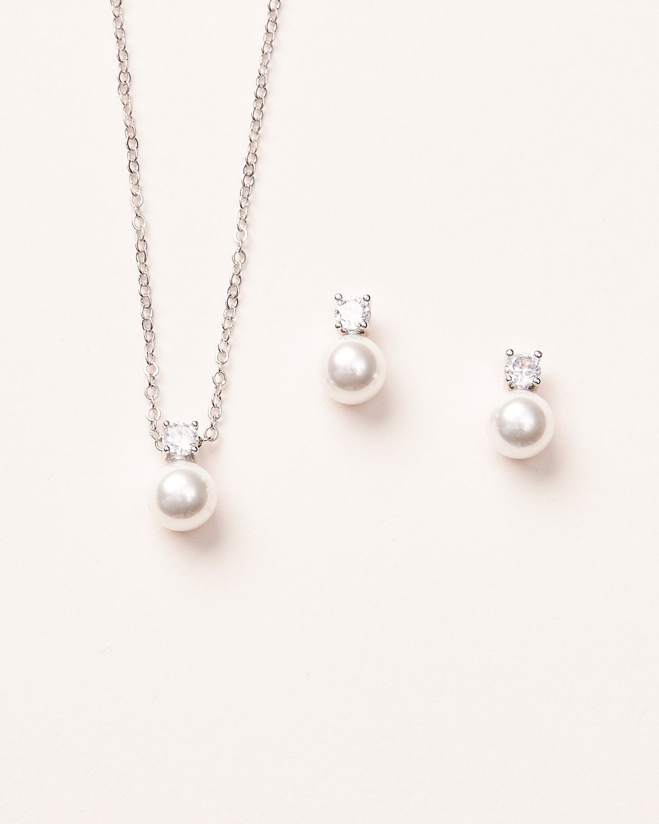Simple Pearl Bridesmaid Set • Pearl Bridesmaid Jewelry • Minimalist Pearl Bridesmaid Jewelry •  Bridal Jewelry Set, Wedding Jewelry ~1733