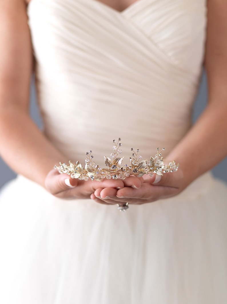 Floral Wedding Tiara, Floral Bridal Tiara, Wedding Tiara, Bridal Crown, Wedding Crown, Bridal Tiara, Floral Bridal Headpiece, Floral~3283 