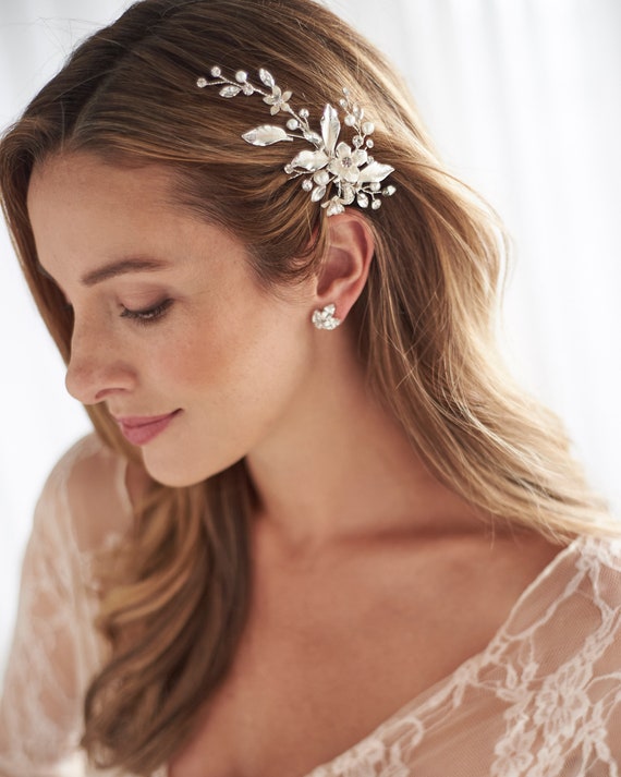 PEARL HAIR CLAW FLORAL PEARL HAIR CLAW FLORAL