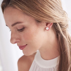 Pearl Studs, Freshwater Pearl Studs, Classic Pearl Studs, Classic Pearl Earrings, Simple Pearl Stud Earrings, Pearl Earrings ~ JE-4166