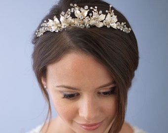 Florale Hochzeit Tiara, Florale Braut Tiara, Hochzeit Tiara, Brautkrone, Hochzeitskrone, Braut Tiara, Florale Braut Kopfschmuck, Floral ~ 3283