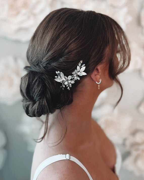 Silver or Gold Floral Keshi Pearl Crystal Bridal Hair Pin  display picture 1