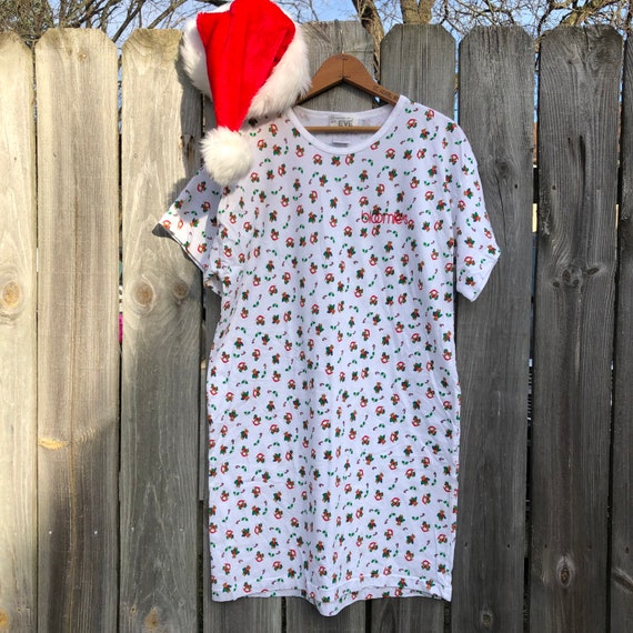 Bloomingdale’s Christmas bear night shirt. Deadst… - image 1