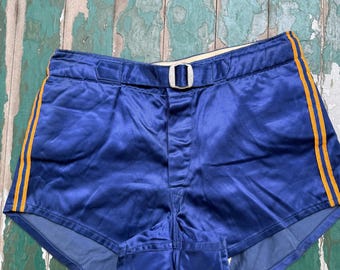 1940s vintage belted  basketball shorts with side stripes
