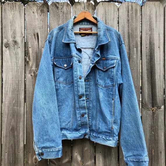 Looney tunes jean clearance jacket forever 21