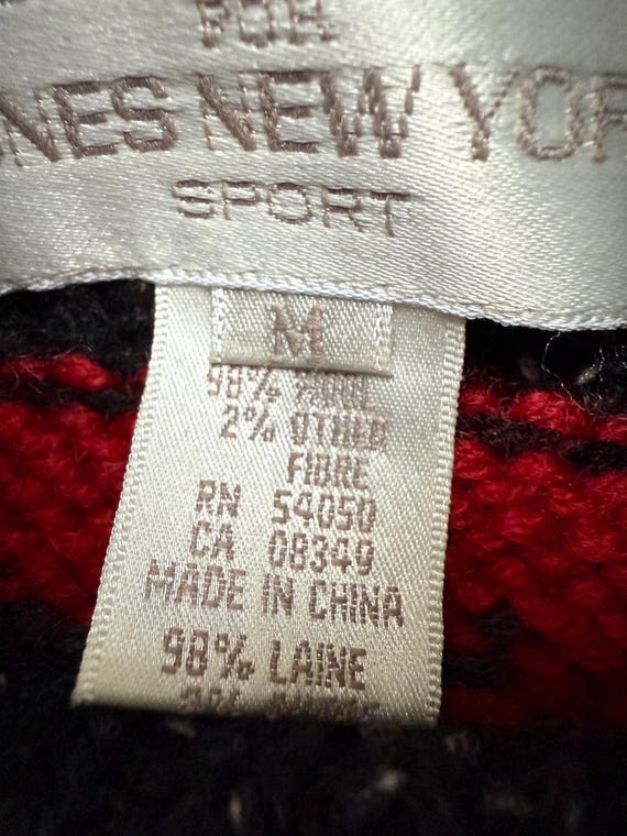 vintage patchwork pattern snowflake holiday sweat… - image 4