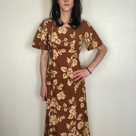 Vintage “Made by Malia” brown Hawaiian maxi dress… - image 6