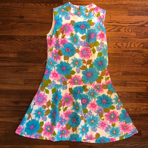 Vintage floral drop waist dress!