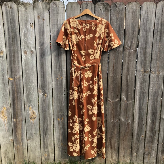 Vintage “Made by Malia” brown Hawaiian maxi dress… - image 4