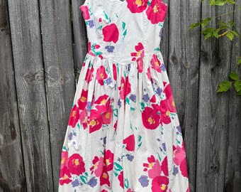Vintage 1980s-90s Laura Ashley cotton floral summer dress with POCKETS