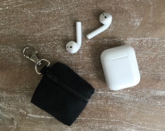 AirPods Case, Galaxy Buds Clip On Keychain Zipper Pouch - Black