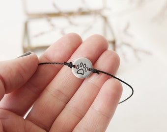 Pulsera de pata de perro: dije de aluminio, pulsera de cinta ajustable