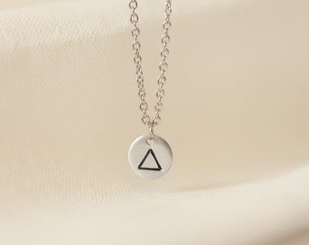 Collar triangular delicado: acero inoxidable, colgante de aluminio