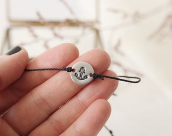 Pulsera de ancla de aluminio hecha a mano: cordón de poliéster ajustable