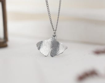 Collar de ginkgo, collar de hoja de ginkgo, colgante de ginkgo, ginkgo hecho a mano, collar delicado