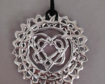 Mandala Silver pendant, silver necklace, silver necklace mandala, silver pendant statement, heart mandala necklace silver, leather string