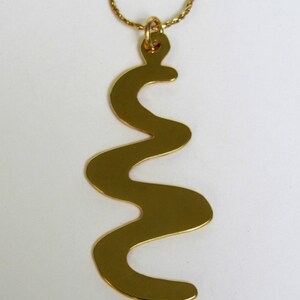 Spiral necklace, gold spiral necklace, spiral gold pendant, gold pendant gift for her, unisex spiral pendant necklace, gold necklace for mom
