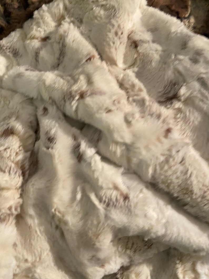 Wild Rabbit Minky Faux Fur Throw Blanket, Snowy Owl Minky Blanket, Luxury Faux Fur, Home Decor Adult Minky Blanket image 10