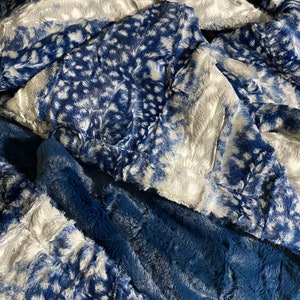 Fawn Faux Fur Minky Throw Blanket, Navy  Faux Fur Minky Adult Blanket , Blue Faux Fur Fawn Minky Blanket