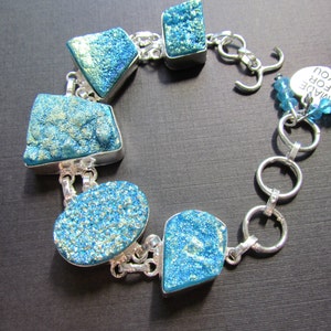 Druzy Bracelet - Blue Druzy Agate Bead Bracelet - Titanium Coated Agate Bracelet - Sparkly Rainbow Jewelry -