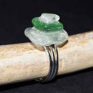 Meer Glas Ring - echten kanadischen Seaglass - Strand Glas-Schmuck - 3 Stufe weißen und grünen Seaglass -