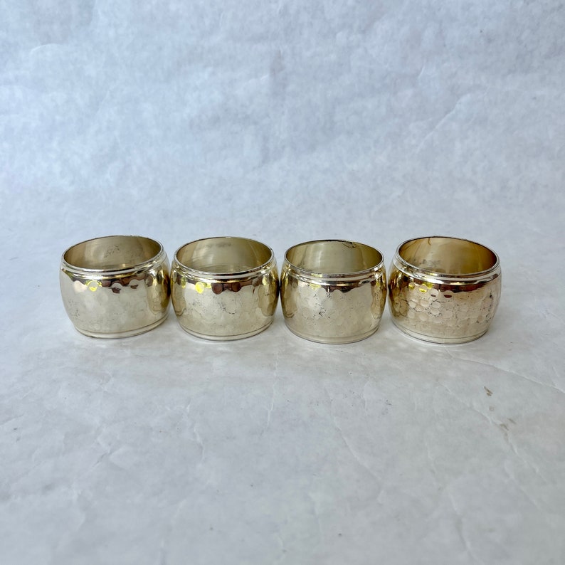 Set of Four Vintage Silver Napkin Rings // Hammered Metal Napkin Rings