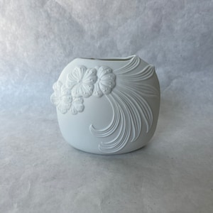Vintage AK Kaiser West German Vase: Bisque Porcelain Floral MCM Decor