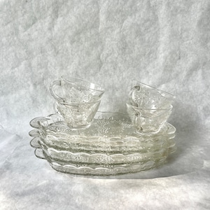 Vintage Glass Snack Set // Set of Four 4 Appetizer Plates with Cups // Dinner Party
