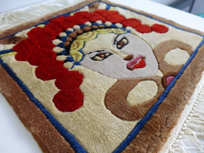 Geisha and Samurai Silk Rug Wall Hangings Vintage Small Plush Oriental Rugs with Delicate Fringe Asian Decor Japan Wall Art image 7